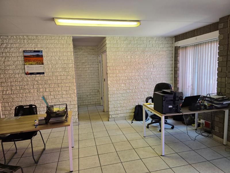 To Let commercial Property for Rent in Okavango Park Western Cape